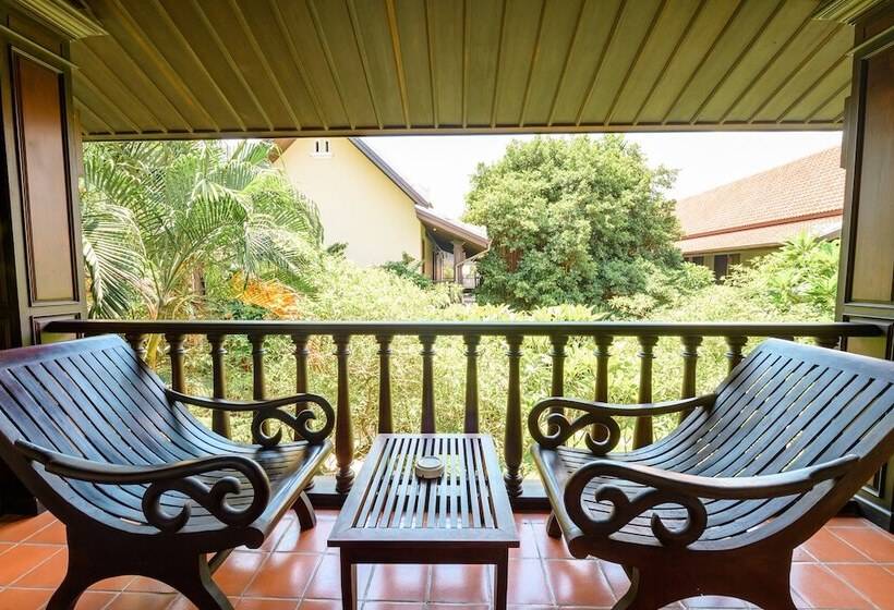 اتاق لوکس, Sada