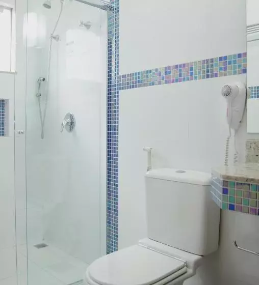 Deluxe Kolmen Hengen Huone, Tezla