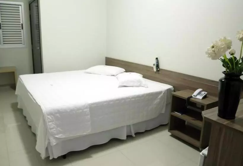 Standard-huone, Tezla