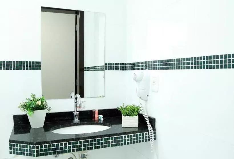 Standard-huone, Tezla
