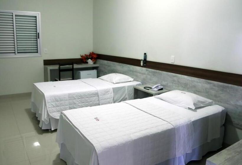 غرفة قياسية, Tezla