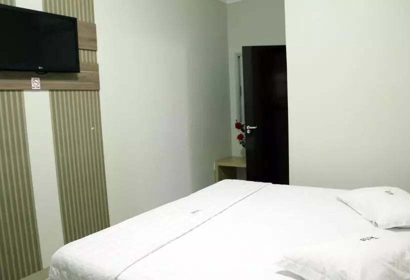 Standard-huone, Tezla