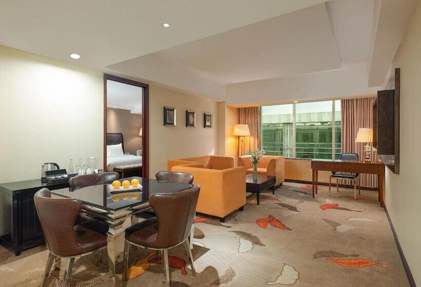 行政套房, The Alana Yogyakarta Hotel And Convention Center