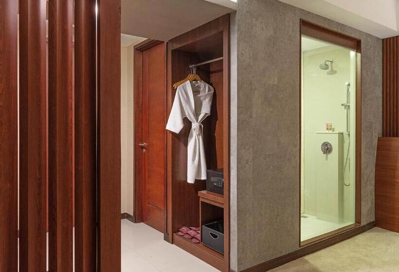 Полулюкс, The Alana Yogyakarta Hotel And Convention Center