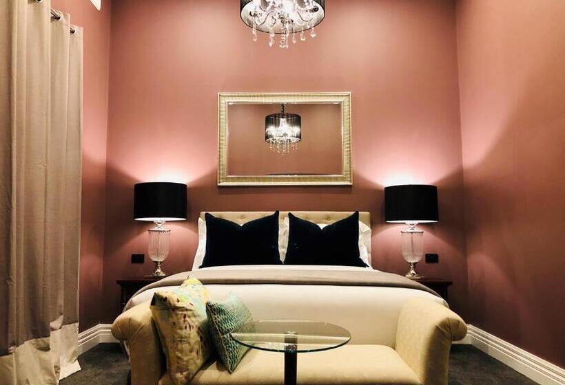 חדר סטנדרט, The Dudley Boutique