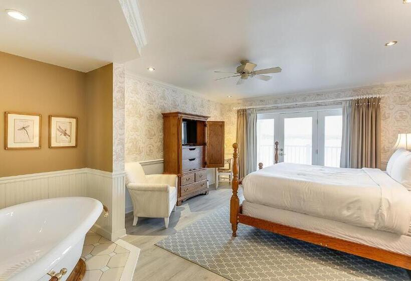 חדר סטנדרט עם מיטת קינג, The Geneva Inn