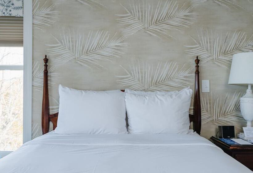 디럭스 룸 호수 전망, The Geneva Inn