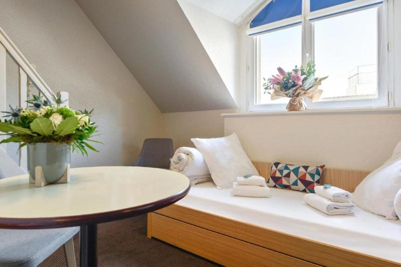 استودیوی استاندارد, Residence La Canova Ii