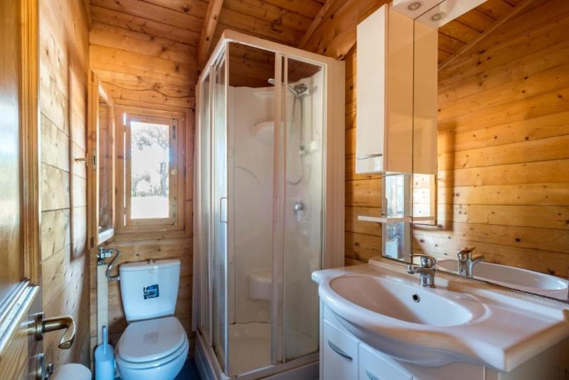 بانگلوی استاندارد, Residence La Canova Ii