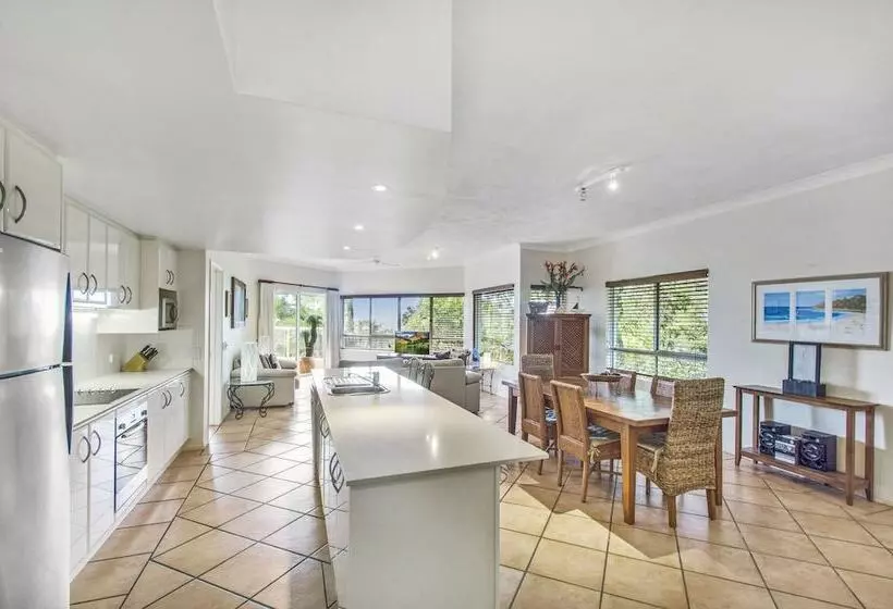 آپارتمان 3 خوابه, The Lookout Resort Noosa