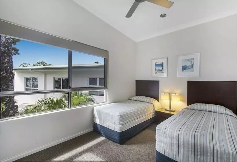 آپارتمان 3 خوابه با چشم‌انداز دریا, The Lookout Resort Noosa