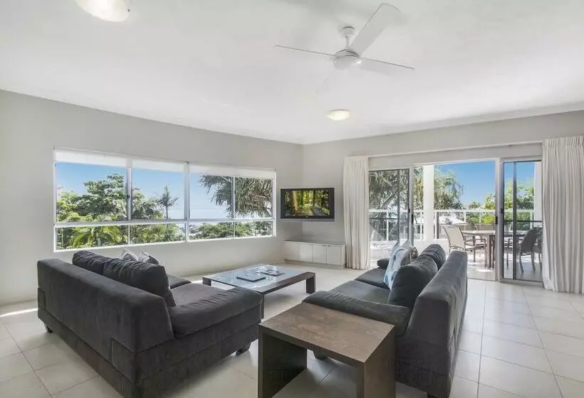 آپارتمان 3 خوابه با چشم‌انداز دریا, The Lookout Resort Noosa