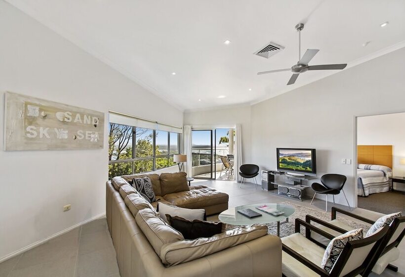 شقة ديلوكس غرفة نوم واحدة مطلة على البحر, The Lookout Resort Noosa