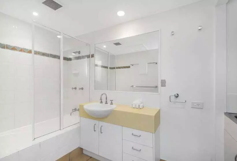 آپارتمان 3 خوابه, The Lookout Resort Noosa