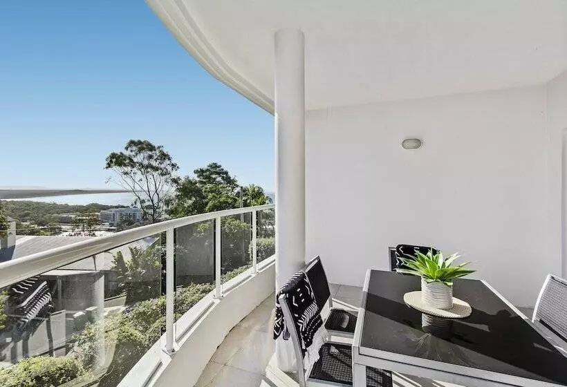 آپارتمان 3 خوابه با چشم‌انداز دریا, The Lookout Resort Noosa