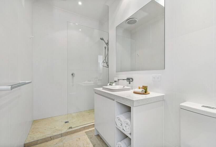 Апартаменты Deluxe 3 Спальни, The Lookout Resort Noosa