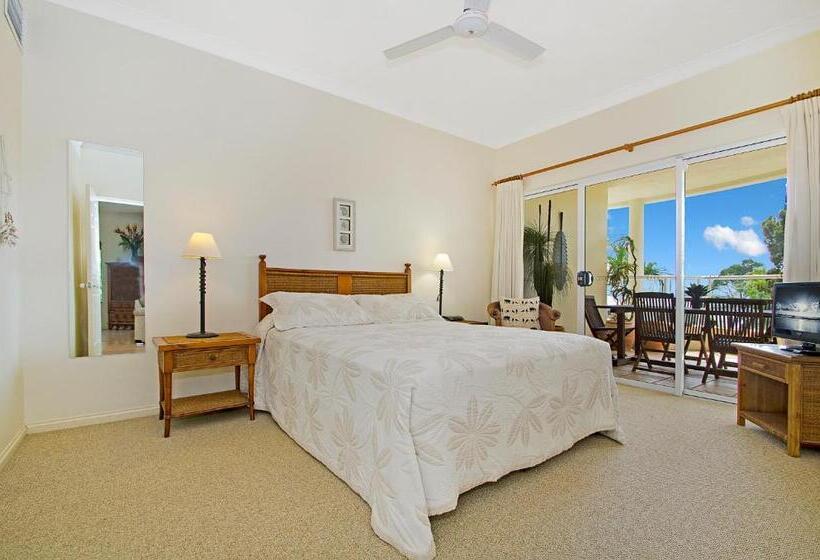 Апартаменты 3 Спальни, The Lookout Resort Noosa