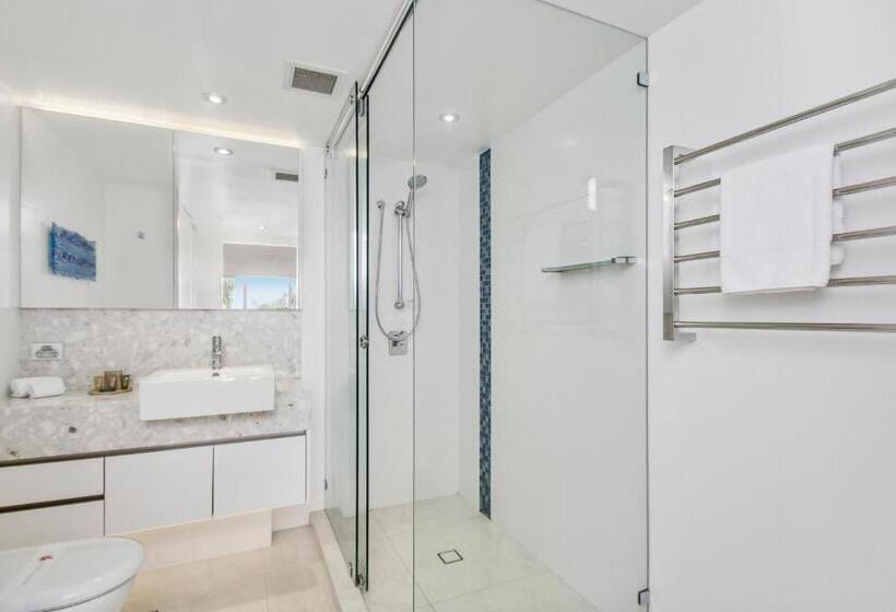 Апартаменты Deluxe 3 Спальни Вид на Море, The Lookout Resort Noosa