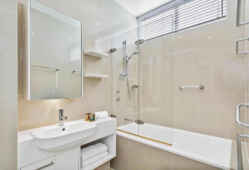 شقة 3 غرف مطلة على البحر, The Lookout Resort Noosa