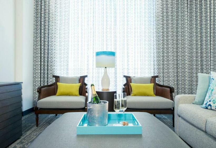 سوییت, Loews Sapphire Falls Resort at Universal Orlando