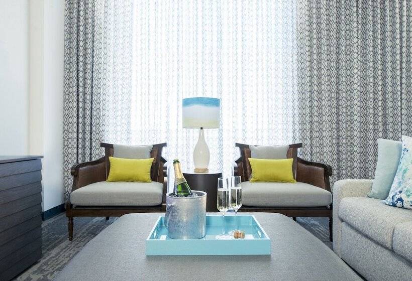 سوییت, Loews Sapphire Falls Resort at Universal Orlando