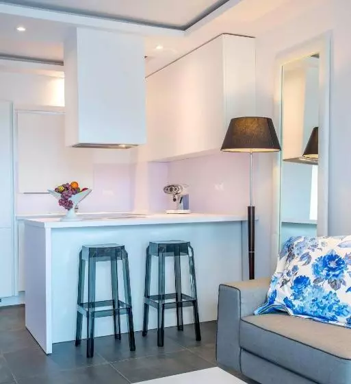 Sviitti 2 Makuuhuonetta, Avaton Luxury Beach Resort Relais & Chateaux