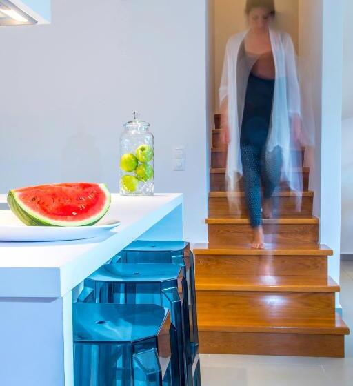 شقة لشخصين مزود بحمام سباحة, Avaton Luxury Beach Resort   Relais & Chateaux