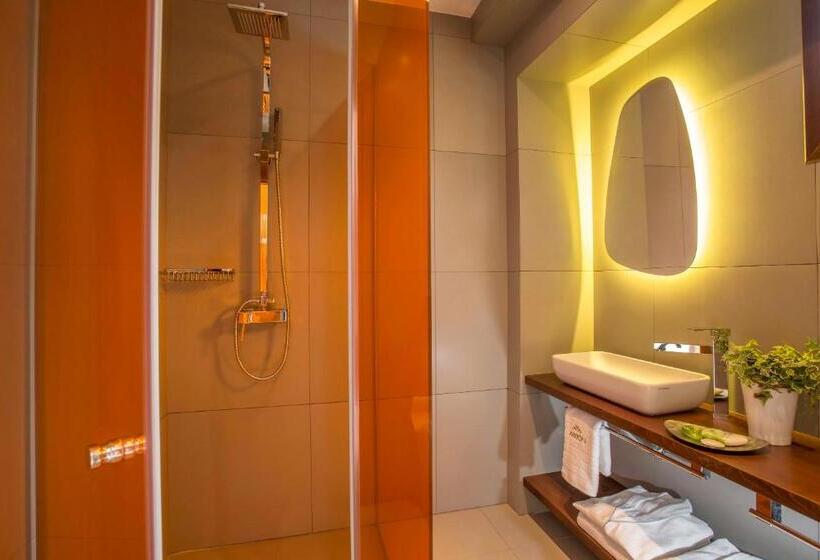 Люкс Вид на Море, Avaton Luxury Beach Resort   Relais & Chateaux