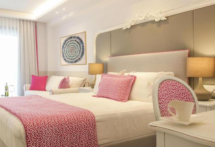 Полулюкс с Бассейном, Avaton Luxury Beach Resort   Relais & Chateaux