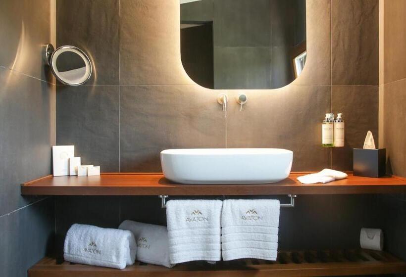 غرفة ديلوكس مطلّة علي البحر, Avaton Luxury Beach Resort   Relais & Chateaux