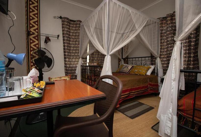 Номер Стандарт, Korona House