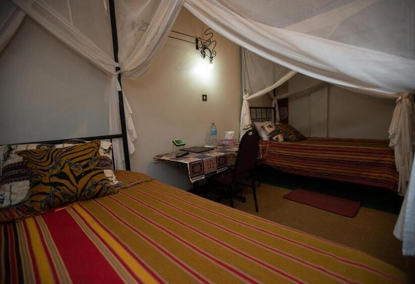 Номер Стандарт Трехместный, Korona House