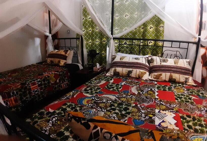 Номер Стандарт Трехместный, Korona House