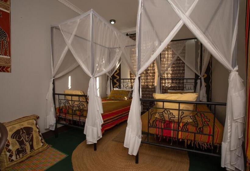 Номер Стандарт, Korona House