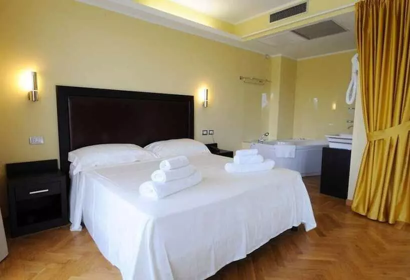 اتاق خانوادگی, Corte Dei Greci Resort & Spa