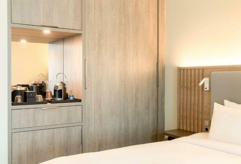Standard Room King Size Bed, Courtyard By Marriott Amsterdam Arena Atlas