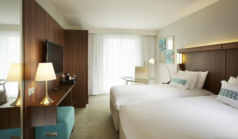 Superior Room King Size Bed, Courtyard By Marriott Amsterdam Arena Atlas