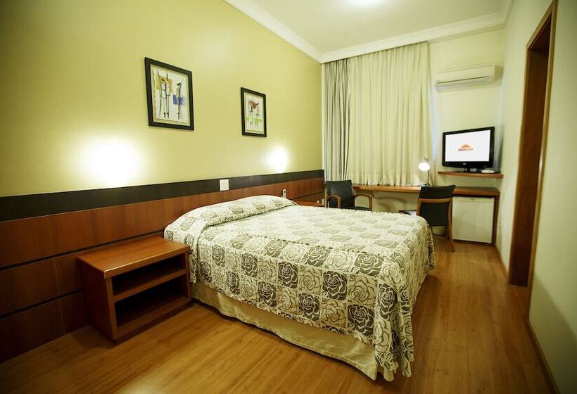 디럭스 룸, Eston Hotel   Localização Central Privilegiada  Pet Friendly