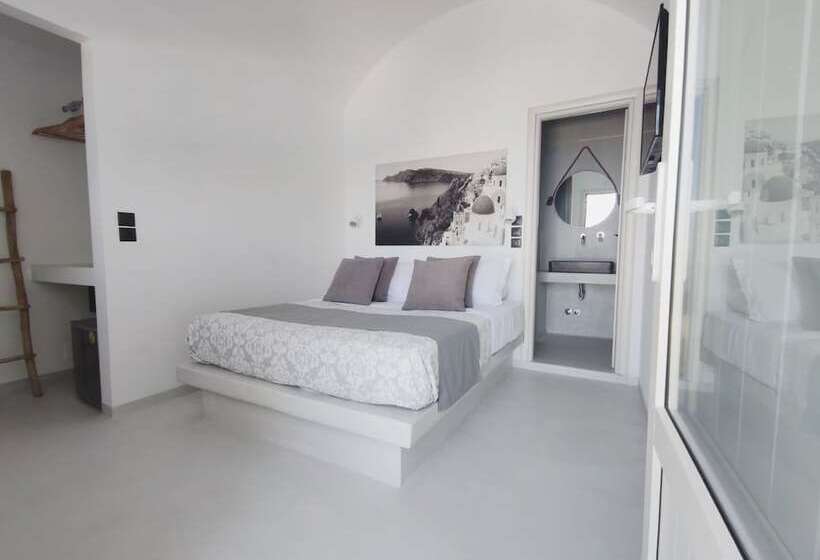Люкс Сеньор, Fira Cave Suites
