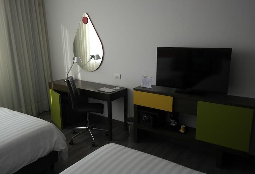 Номер Стандарт Адаптированный для Инвалидов, Hampton By Hilton Bogota   Usaquen
