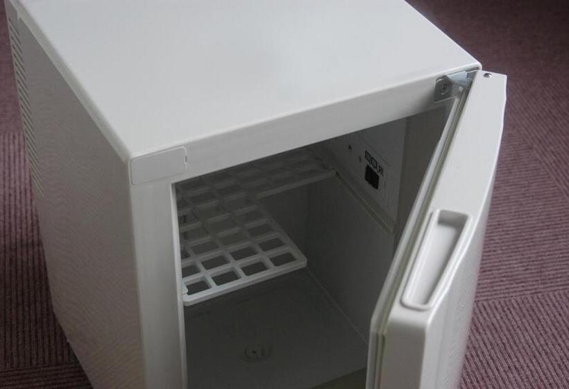 Quarto Estandar Individual, Kurashiki Station