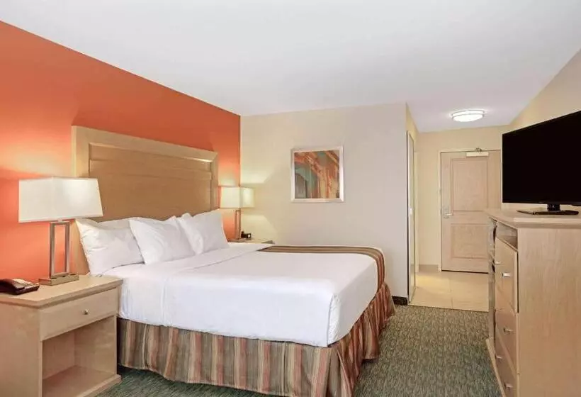 身障者適用キングサイズベッドルーム, La Quinta By Wyndham Grand Forks