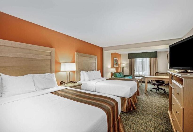 家庭套房, La Quinta By Wyndham Grand Forks