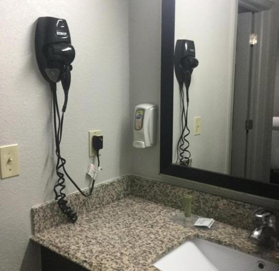 스탠다드 룸, Muskogee Inn And Suites