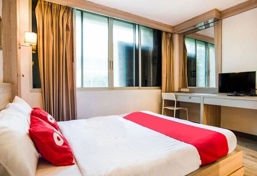 اتاق لوکس, Om Yim Lodge