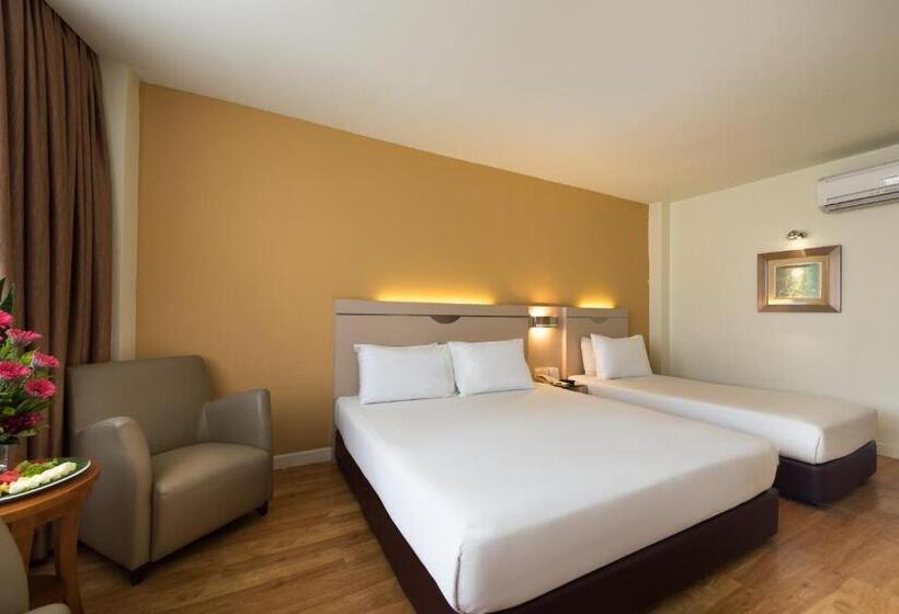 חדר סטנדרט לשלושה, Sentral Georgetown @ City Centre