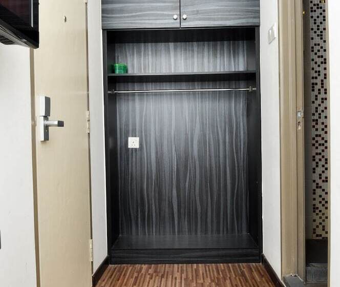 חדר סטנדרט, Signature