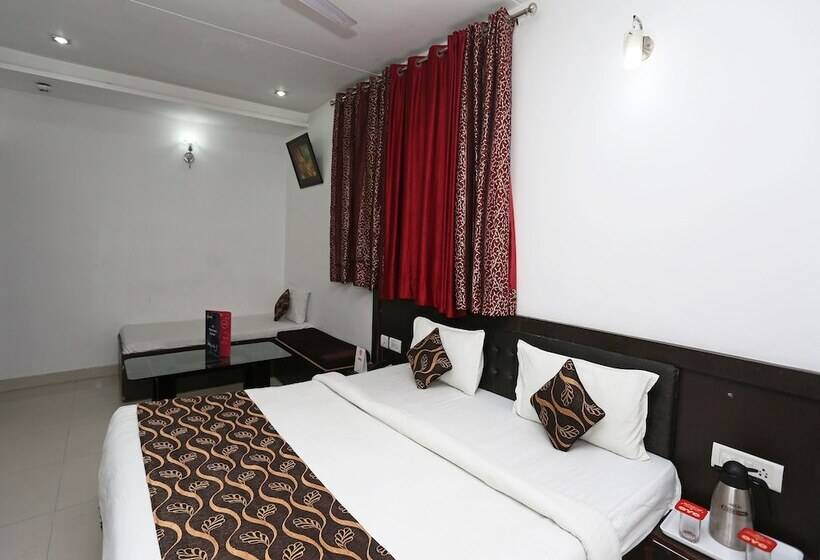 Camera Standard, Taj Galaxy