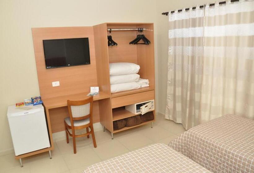 스탠다드 룸, Lotus Hotel   à 6 Km Do Santuário De Aparecida Sp