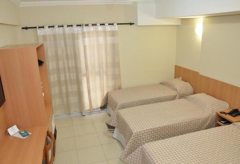 Cameră Triplă Deluxe, Lotus Hotel   à 6 Km Do Santuário De Aparecida Sp